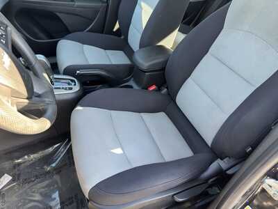 2014 Chevrolet Cruze, $7590. Photo 4