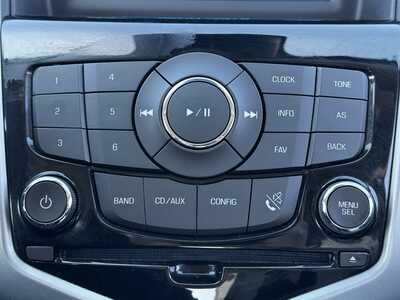 2014 Chevrolet Cruze, $7590. Photo 9