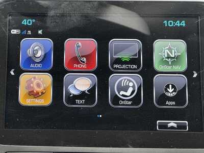 2018 Chevrolet Malibu, $10990. Photo 3