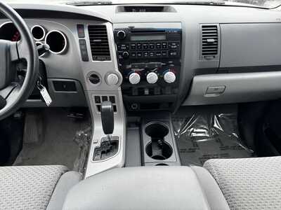 2009 Toyota Tundra, $13990. Photo 2