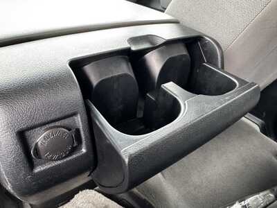 2009 Toyota Tundra, $13990. Photo 5