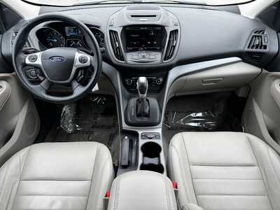 2014 Ford Escape, $9490. Photo 9
