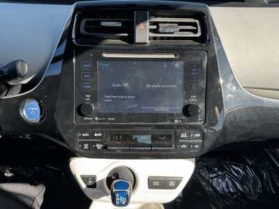 2016 Toyota Prius, $8990. Photo 10