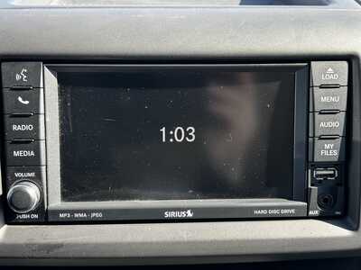 2010 Volkswagen Routan, $4990. Photo 3