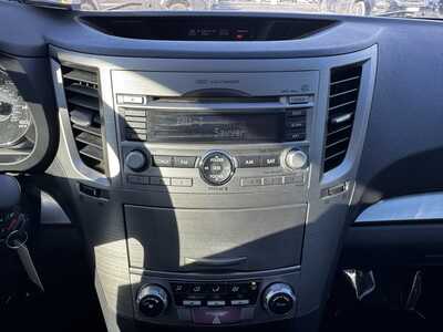 2010 Subaru Legacy, $9990. Photo 10