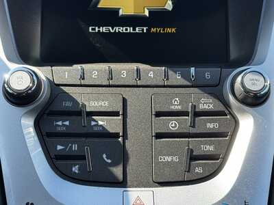 2017 Chevrolet Equinox, $12990. Photo 12