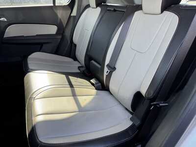 2017 Chevrolet Equinox, $12990. Photo 6