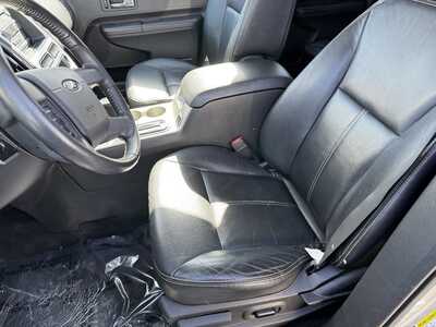 2010 Ford Edge, $7490. Photo 4