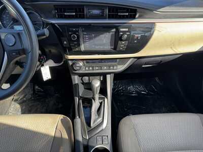 2014 Toyota Corolla, $11490. Photo 2