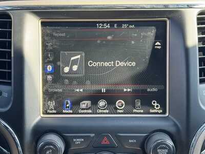 2015 Jeep Grand Cherokee, $9990. Photo 12