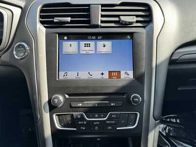 2017 Ford Fusion, $6490. Photo 10