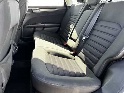 2017 Ford Fusion, $6490. Photo 6