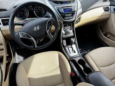2013 Hyundai Elantra, $7990. Photo 7