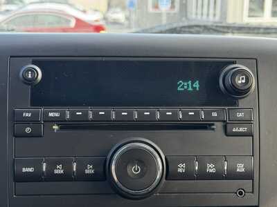 2009 Chevrolet 1500 Crew Cab, $10490. Photo 3