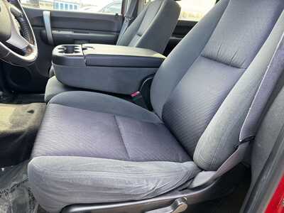 2009 Chevrolet 1500 Crew Cab, $10490. Photo 4