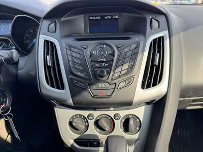 2014 Ford Focus, $3990. Photo 8