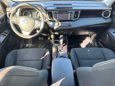 2018 Toyota RAV4, $16495. Photo 9