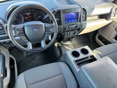 2022 Ford F350 Crew Cab, $31999. Photo 7
