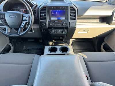 2022 Ford F350 Crew Cab, $31999. Photo 8