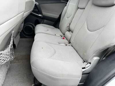 2007 Toyota RAV4, $8490. Photo 5