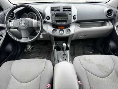 2007 Toyota RAV4, $8490. Photo 8