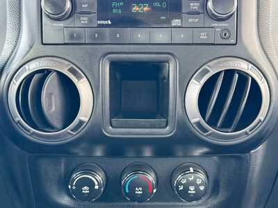 2014 Jeep Wrangler, $11999. Photo 12