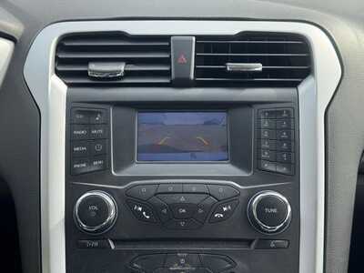 2015 Ford Fusion, $6990. Photo 4