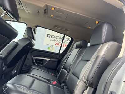 2015 Nissan Armada, $13990. Photo 11