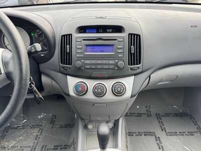 2007 Hyundai Elantra, $4990. Photo 2
