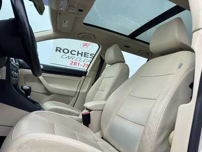 2011 Volkswagen Jetta, $7490. Photo 8