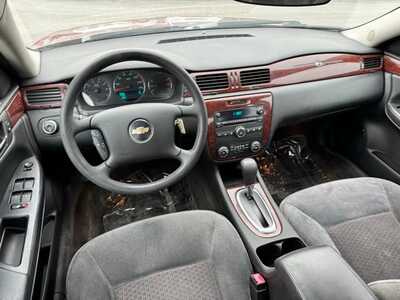 2009 Chevrolet Impala, $3990. Photo 5