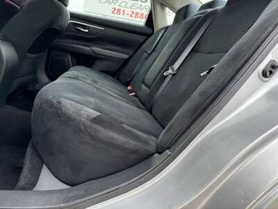 2015 Nissan Altima, $7499. Photo 9