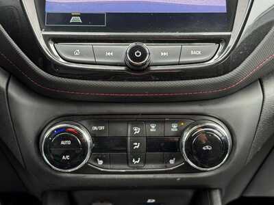 2021 Chevrolet TrailBlazer, $15490. Photo 12