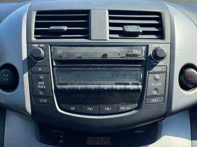 2007 Toyota RAV4, $7591. Photo 3