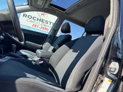 2007 Toyota RAV4, $7591. Photo 8