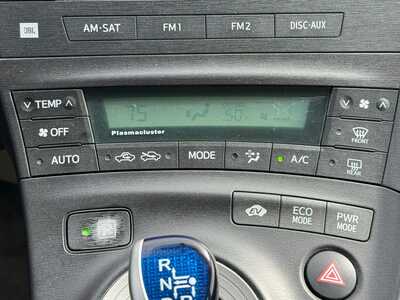 2011 Toyota Prius, $8290. Photo 10