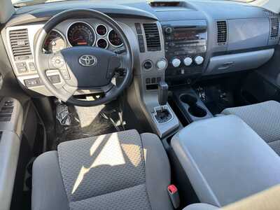 2012 Toyota Tundra Crew Cab, $17499. Photo 8