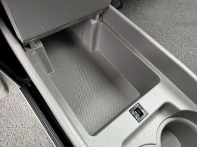 2009 Toyota Highlander, $8490. Photo 10