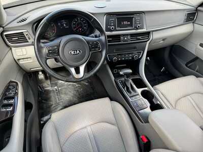 2016 Kia Optima, $11330. Photo 9