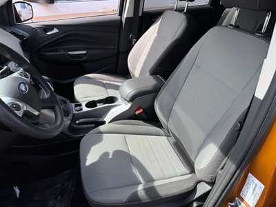 2016 Ford Escape, $8690. Photo 5