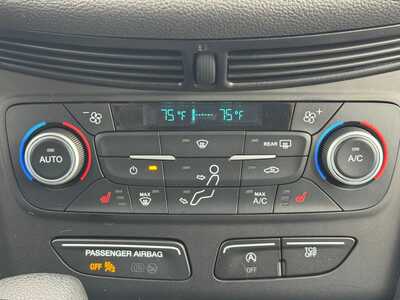 2019 Ford Escape, $7990. Photo 12