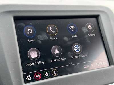 2020 Chevrolet Equinox, $13799. Photo 3