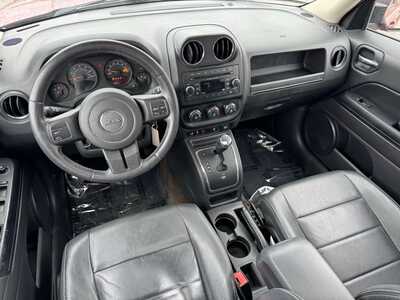 2016 Jeep Patriot, $7990. Photo 5