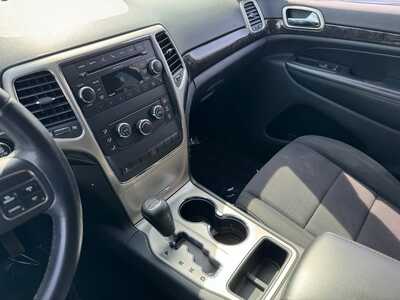 2011 Jeep Grand Cherokee, $12990. Photo 11
