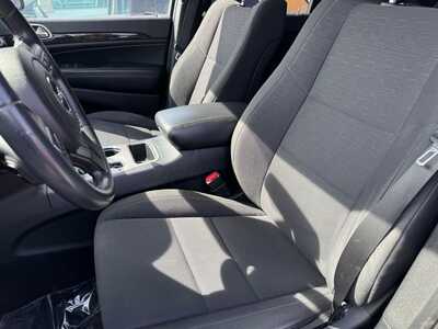 2011 Jeep Grand Cherokee, $12990. Photo 4