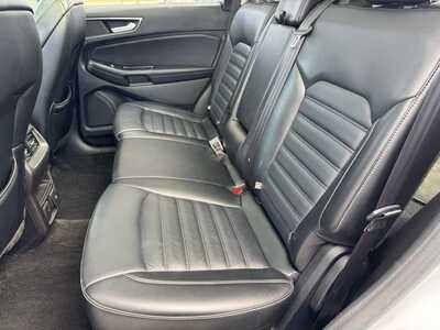 2015 Ford Edge, $10490. Photo 7