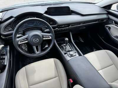 2019 Mazda Mazda3, $13399. Photo 6