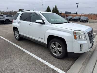 2015 GMC Terrain, $7990. Photo 2