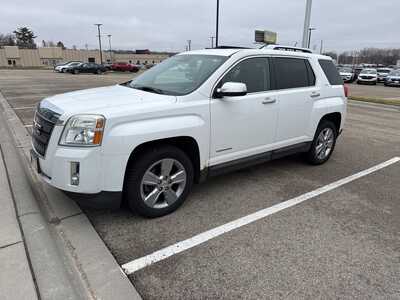 2015 GMC Terrain, $7990. Photo 3
