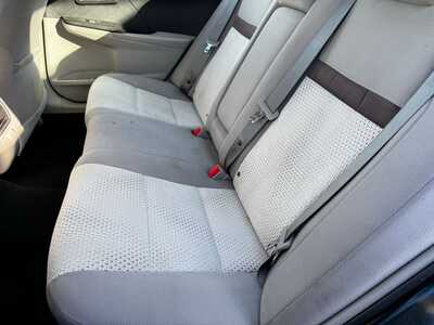2013 Toyota Camry, $10590. Photo 5